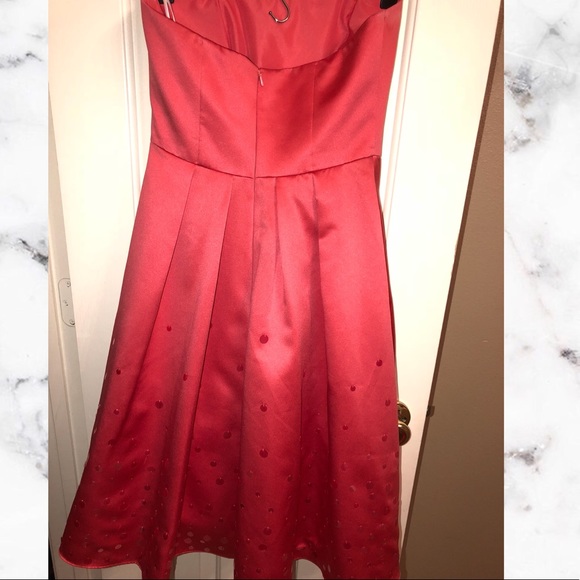 🎉{H o s t P i c k} David’s Bridal Strapless Peach Pink Sequin Dress - Picture 5 of 8